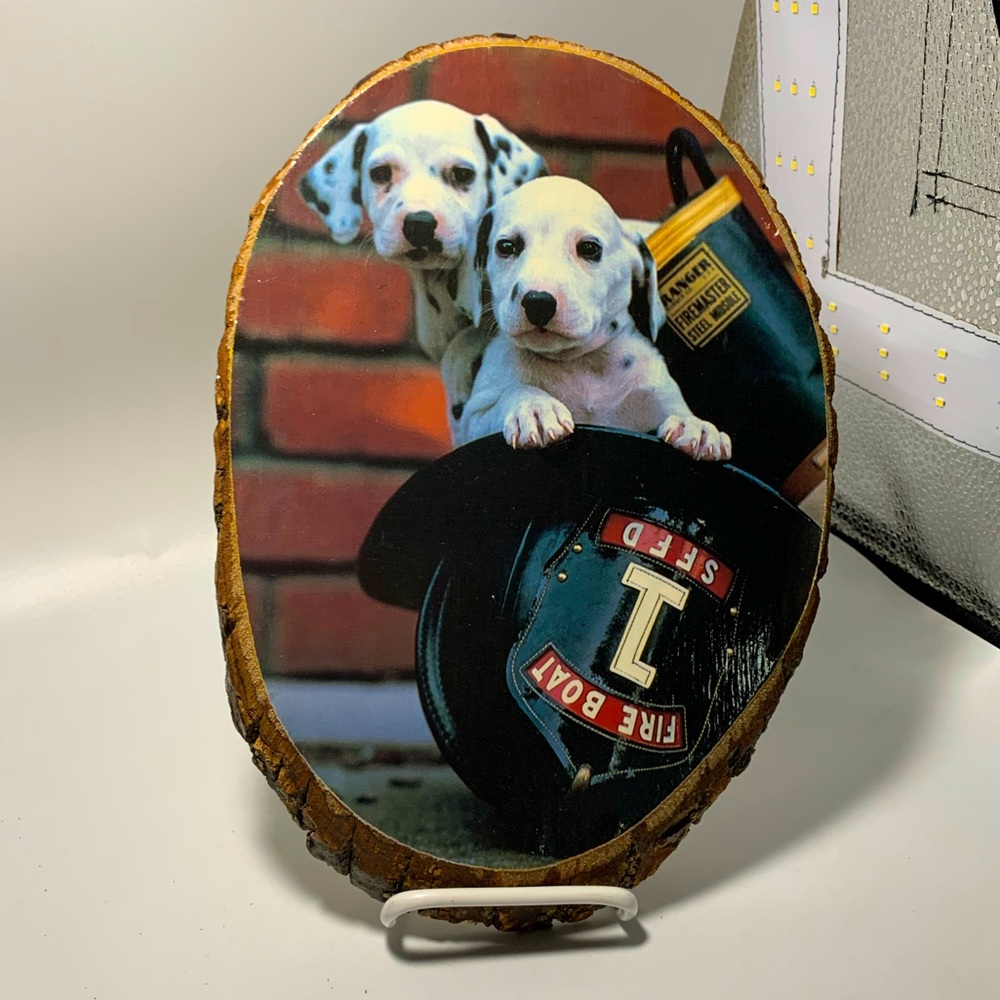 Wood Slice Dalmatians Fire Helmet Wall Plaque Firefighter Memorabilia Vintage